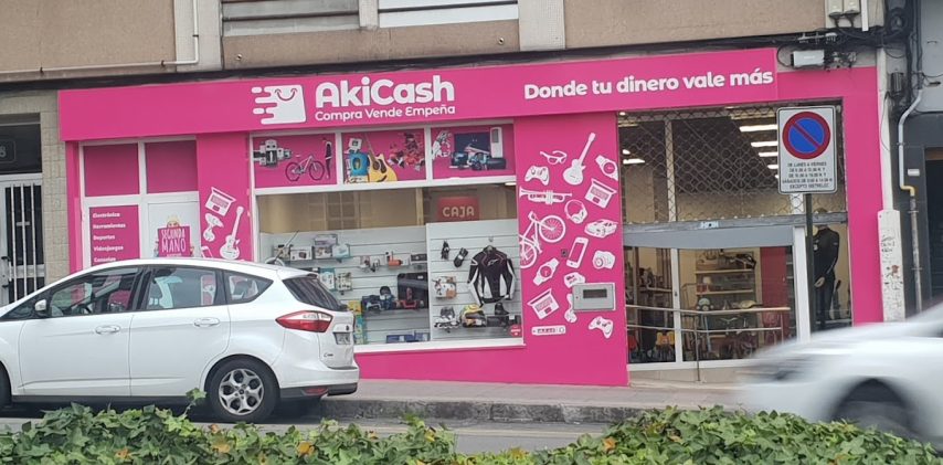 AkiCash es una tienda de segunda mano en A Coruña